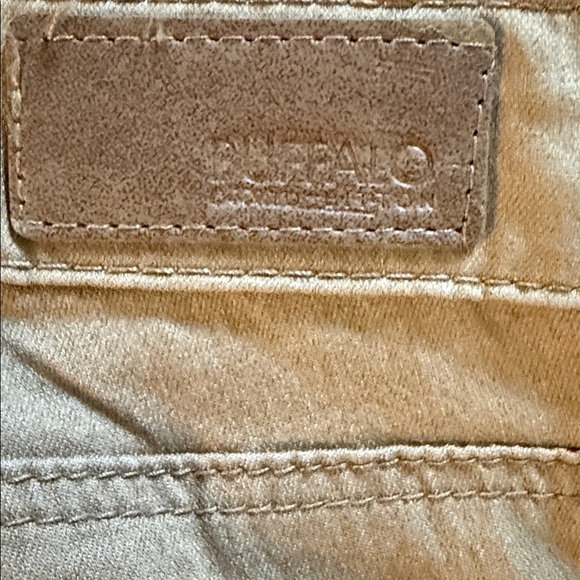 Buffalo David Bitton Mid-Rise Skinny jeans in Beige. Size 4 - Picture 8 of 10